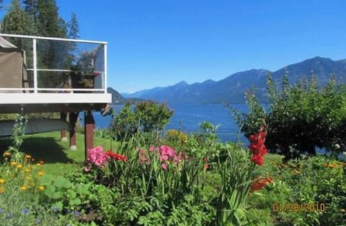 Central Kootenay Cottage | Vacation Home For Rent - Ainsworth BC
