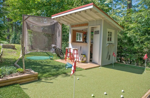 Comox Cottage | Vacation or Short Term Self Contained Cottage Rental