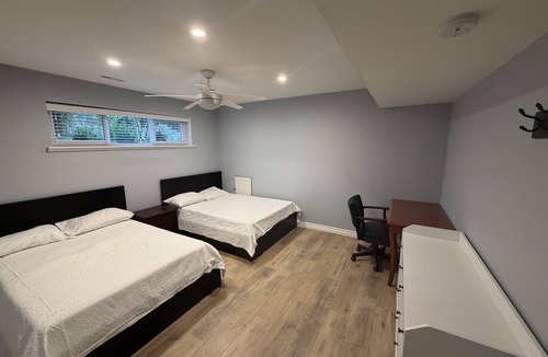 Delta Bed & Breakfast | Vancouver in Style - Newly listed renovated home in Delta's Sunshine Hills