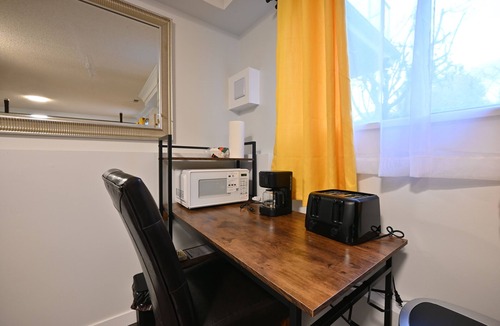 Dunbar Apartment | Vancouver/UBC 2BD Suite