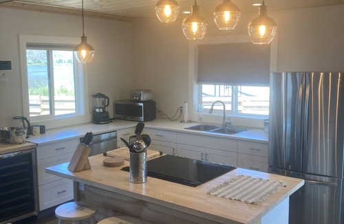 Osoyoos Cottage | Vintners Creek Cottage on Osoyoos Lake
