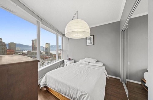 Crosstown Apartment | Vlinderhof West 2 Bedroom 2 Bathroom Family sized home with game room & balcony