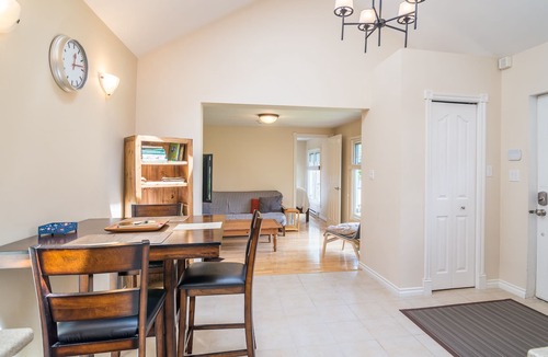 Fairfield House | Wagon house in Cook Street Village
