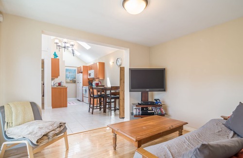 Fairfield House | Wagon house in Cook Street Village