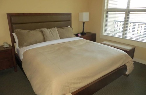 Osoyoos Hotel | Walnut Beach Resort