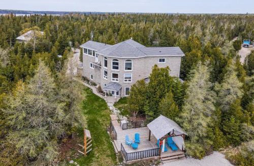 Stokes Bay House | Waterfront Sauna Kayaks Sunsets Dog Run