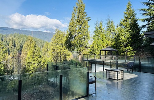 District of North Vancouver House | Waterfront View