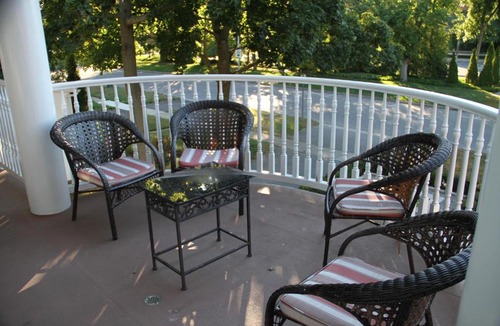 Old Town Historic District Bed & Breakfast | Wellington House Bed and Breakfast