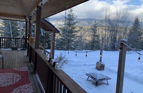 Clearwater House | Wells Gray Hideaway