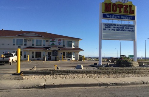 Grande Prairie Hotel | Western Budget Motel #1 Grande Prairie