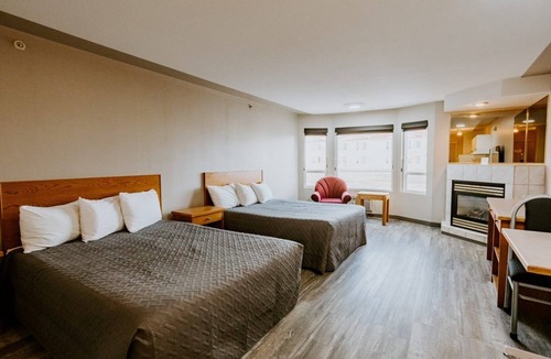 Grande Prairie Hotel | Western Budget Plus Grande Prairie 2