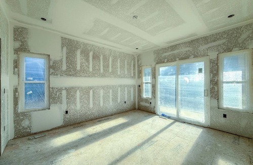 Colington House | Whanger Treehouse - KDH MP 7, Sound View, Elevator, Pool, Pool Table, Pets OK, YR Flex Stays
