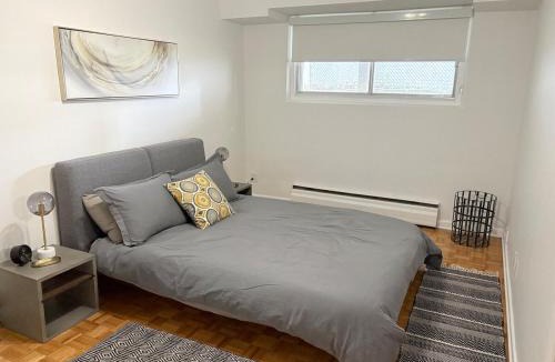 Cote-Saint-Luc Apartment | Where Comfort Meets Cozy Vibes