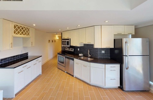 Blackcomb Hotel | Whistler - Le Chamois -Signature 1 Bedroom #408