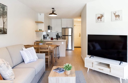Village North Apartment | Whistler Village 1BR: Sleeps 4. Walk to lifts, shopping & more! Free Parking!