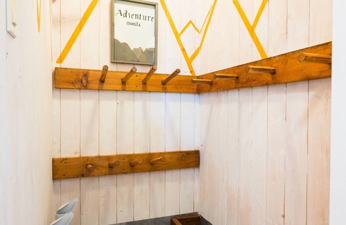 Village North Apartment | Whistler Village studio, hottub, king bed, free parking