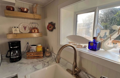 Twillingate Apartment | Wild Cove Retreat & Nook