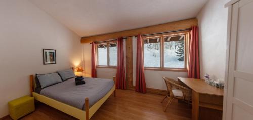 Hudson's Hope Hotel | Williston Lake Resort