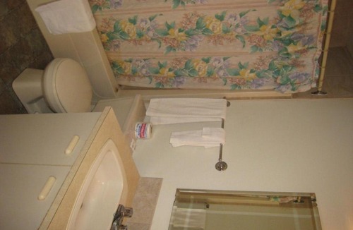 Quesnel Hotel | Willow Inn Motel