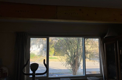 East Hill House | Winter rental with backyard