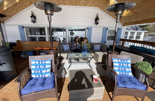 Havelock-Belmont-Methuen Cottage | Winter/summer paradise family Cottage. Cosy getaway. Water front skidoo trail