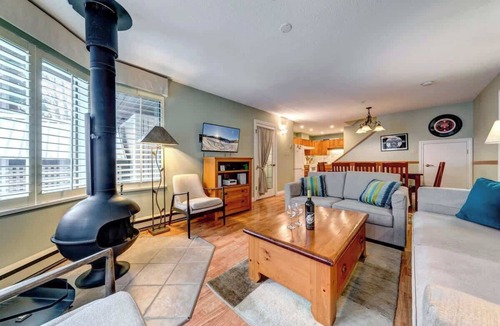 Blackcomb Condo | Wintergreen 27 by Acer Vacations