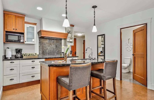Canmore Apartment | 🌲 Woodland Retreat: 2-Bedroom Apartment Pool Treed Privacy