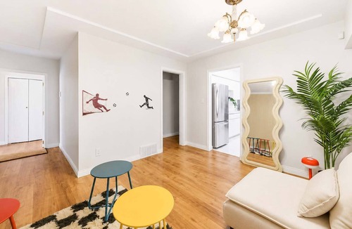 Sunset House | World Cup HQ ★ 6BR Fan House, near BC Place