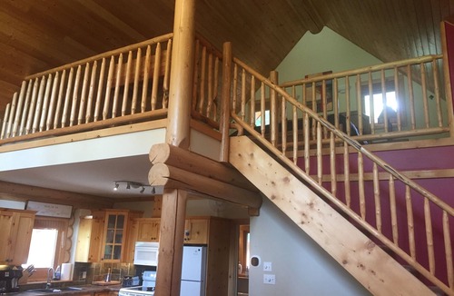 East Kootenay Cabin | YOU'VE ARRIVED! Beautiful Log Cabin! Business License #18415