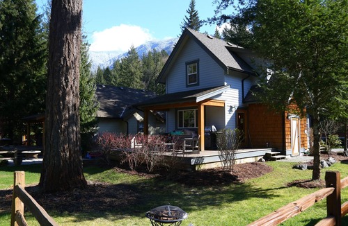 Lindell Beach Cottage | Your Cozy Little Cottage