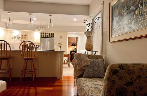 Bloomfield House | Your Monthly Wine & Sand Retreat, accessible, Business, Pet-Friendly