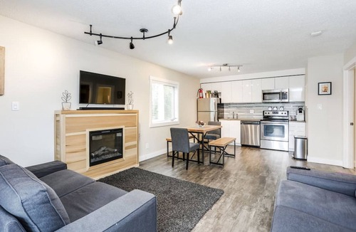 Collingwood Condo | Your Perfect Get Away Retreat Awaits You