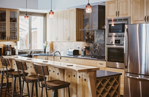 Valemount House | Your vacation home in the mountains!