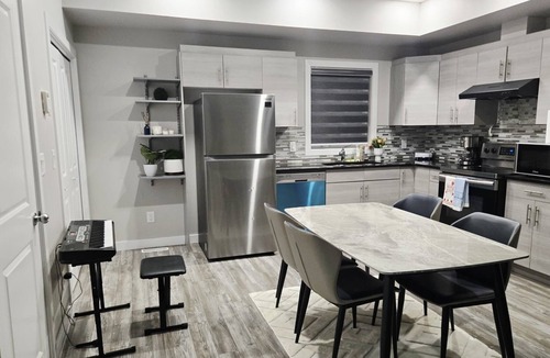 Fort Gary House | Zillion’s luxury 4 beds 3bathsfully furnished townhouse in South Pointe