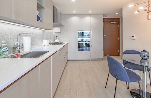 Yaletown Apartment | Zodiac Palaces 1BD + 1Den in Downtown #6