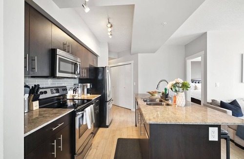 Downtown Edmonton Apartment | Zorro - Stylish 2BD | 2 BA | Ice District Suite!