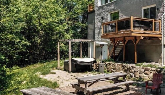 Ô Sommet - Montcalm Slopes, Après-Ski Sauna, Hot Tub & Arcade