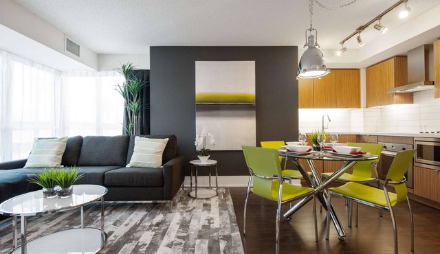 1 Bedroom/1 Bathroom Suite