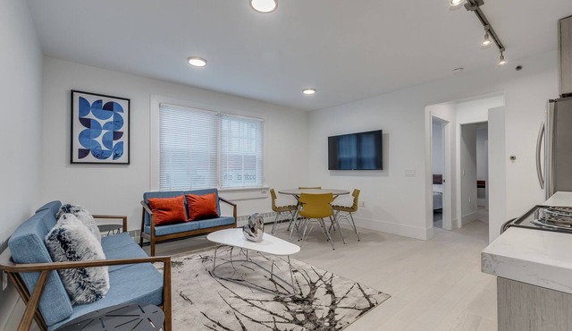 1425 Haro Street - 3 Bedroom /2 Bathroom