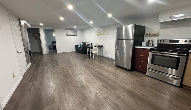 2.5 bedrooms, Quiet and convenient area, 15min to downtown