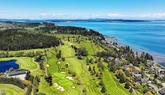 2 Bdr with Ocean views & 200m from sandy Cordova Bay Beaches.