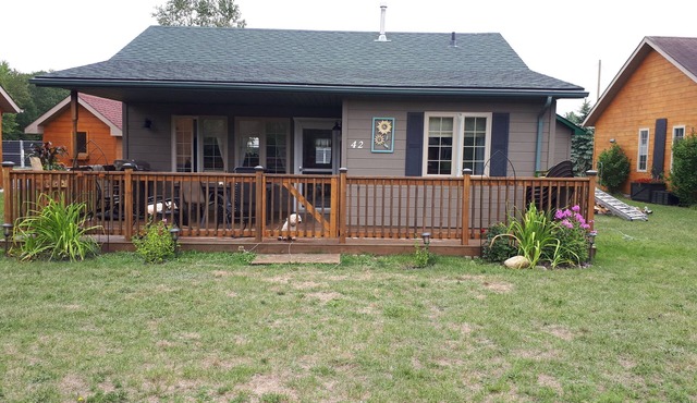 2 bedroom luxury private Cabin located in the Lakes of Wasaga Resort