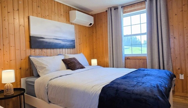 2 BR Cabot Trail Retreat Central Cape Breton 8 min to Baddeck