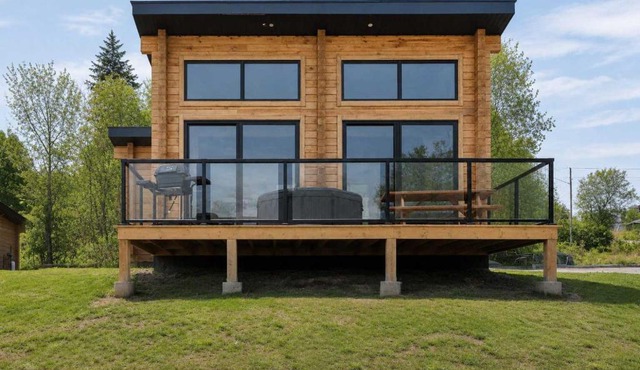 2-BR Lakefront Cottage Rice Lake #8