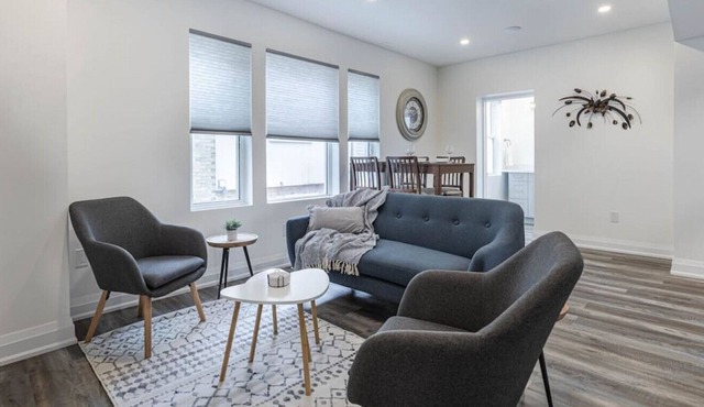 2BR Wifi+ Parking +Washer +Dryer