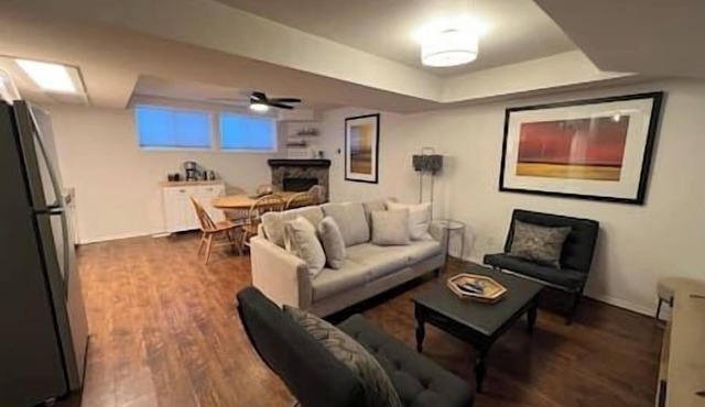3 BDRM Condo - Superb Location - Parking