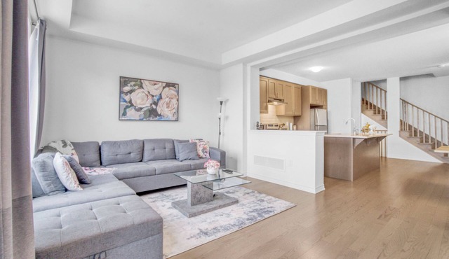 3 Bedroom house in Best Neighbourhood: 2024 built, 30 mins from Toronto Downtown
