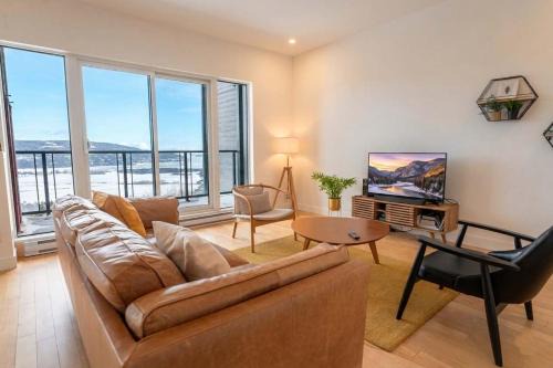 309 - Luxury Condo - Spectacular View & Pool