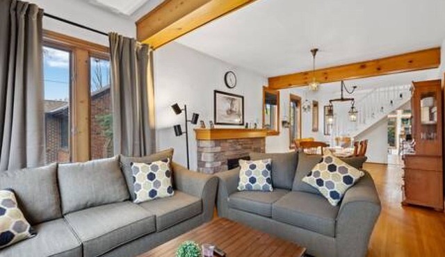 4 Bedroom Charm in Port Credit