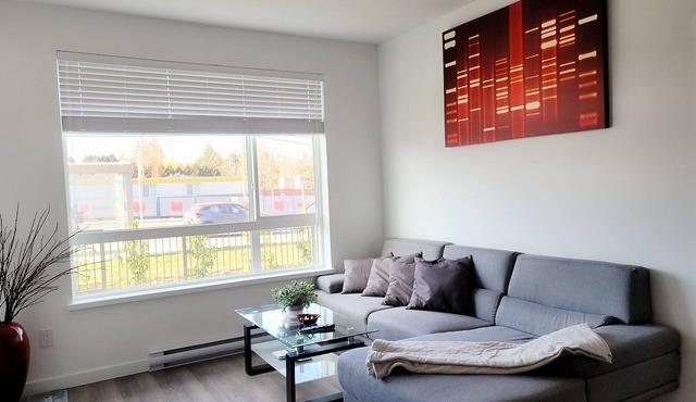 4-min to Bear Creek Park, Surrey✧2BED-2BATH✧KITCHEN✧